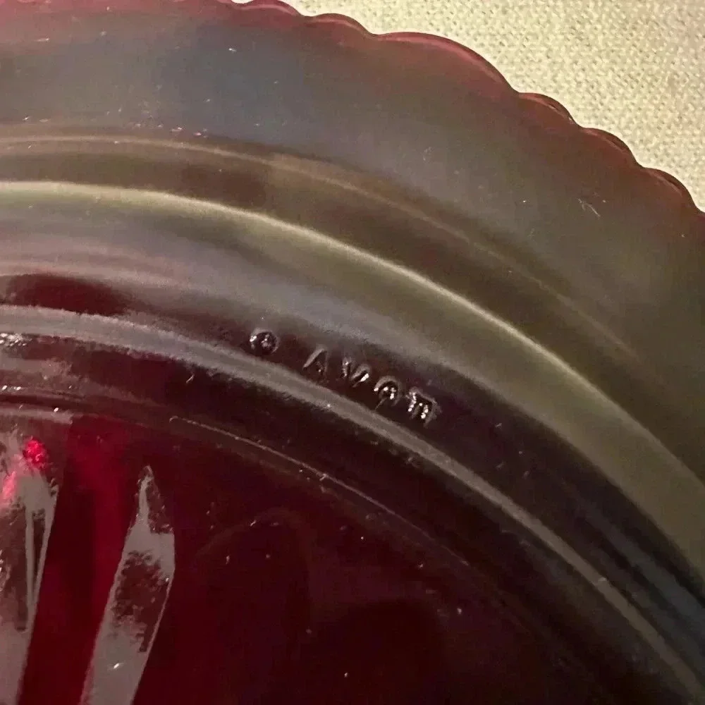 Vintage Avon Cape Cod Red Glass Pasta/Pie Dish EUC!